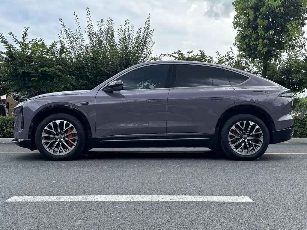 NIO EC6 2025