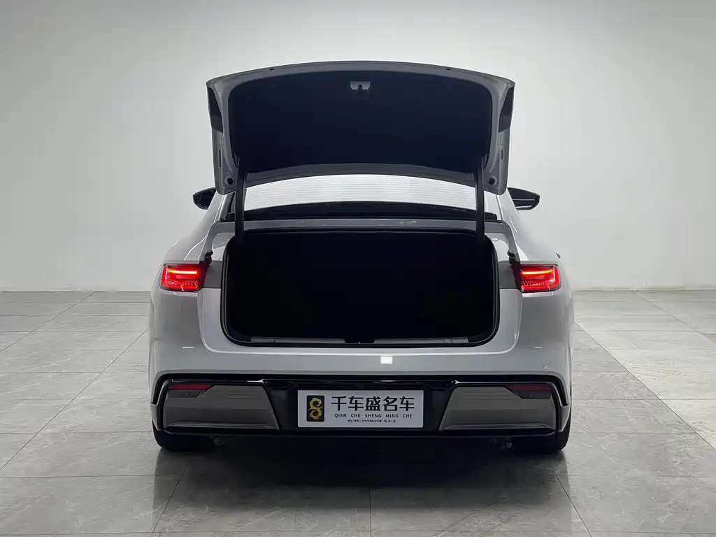 Geely Galaxy E8 2025 — фото 10