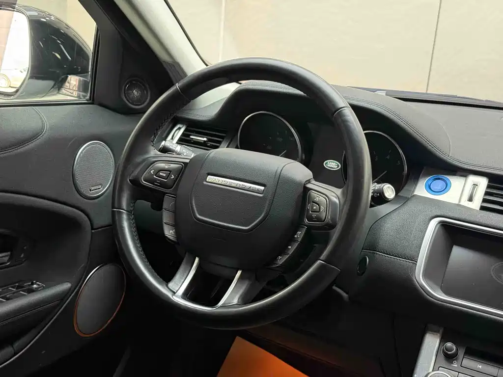 Land Rover Evoque 2017 — фото 9