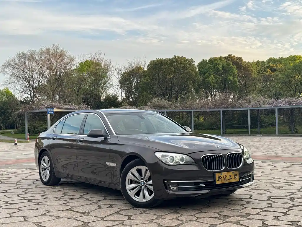 BMW 7 Series 2014 — фото 3