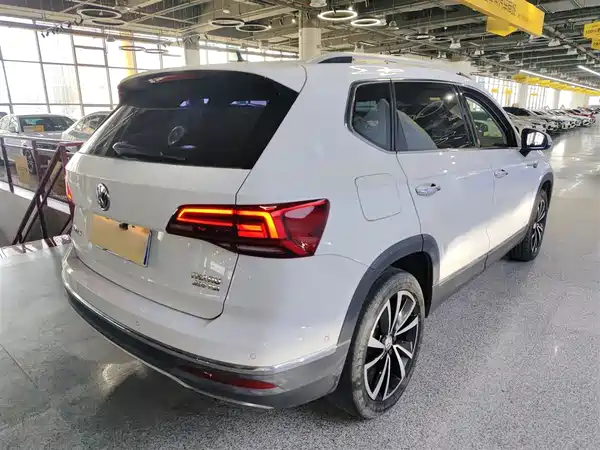 Volkswagen Tharu 2020
