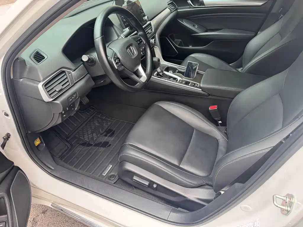 Honda Accord 2021 — фото 16