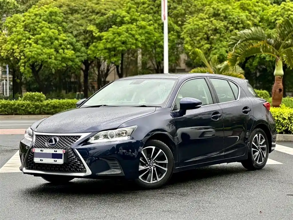 Lexus CT 2020