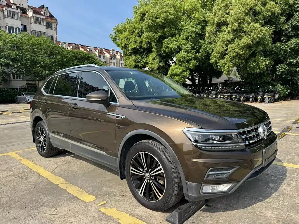 Volkswagen Tiguan L 2018 — фото 3