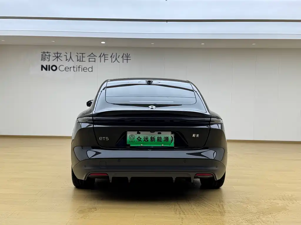NIO ET5 2024