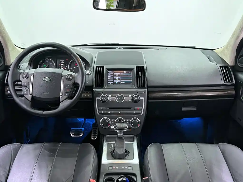 Land Rover Freelander 2 2013 — фото 18