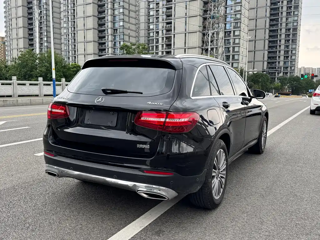 Mercedes-Benz GLC 2018 — фото 5