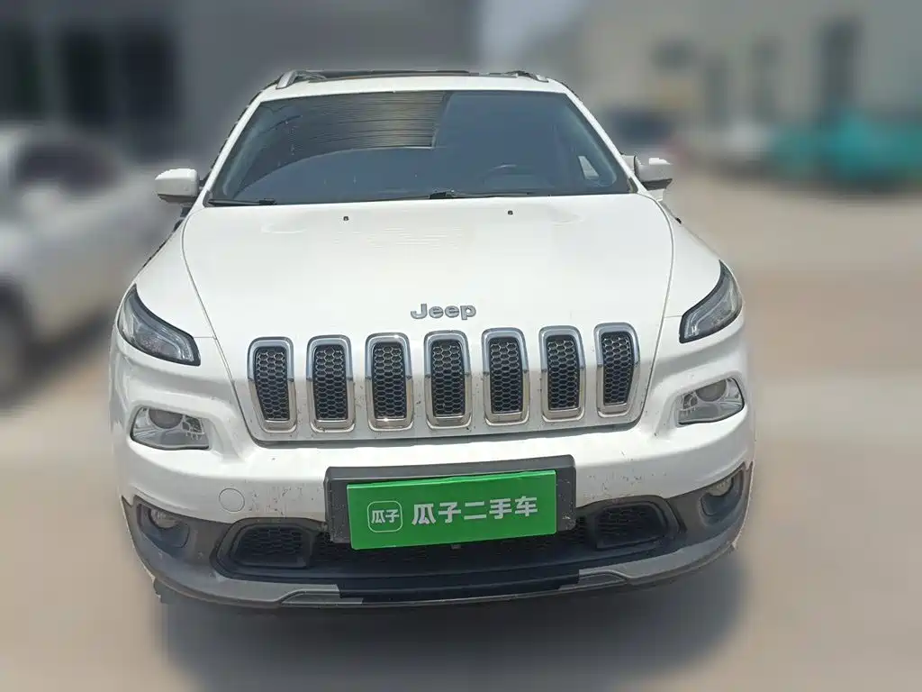 Jeep Cherokee 2017 — фото 24