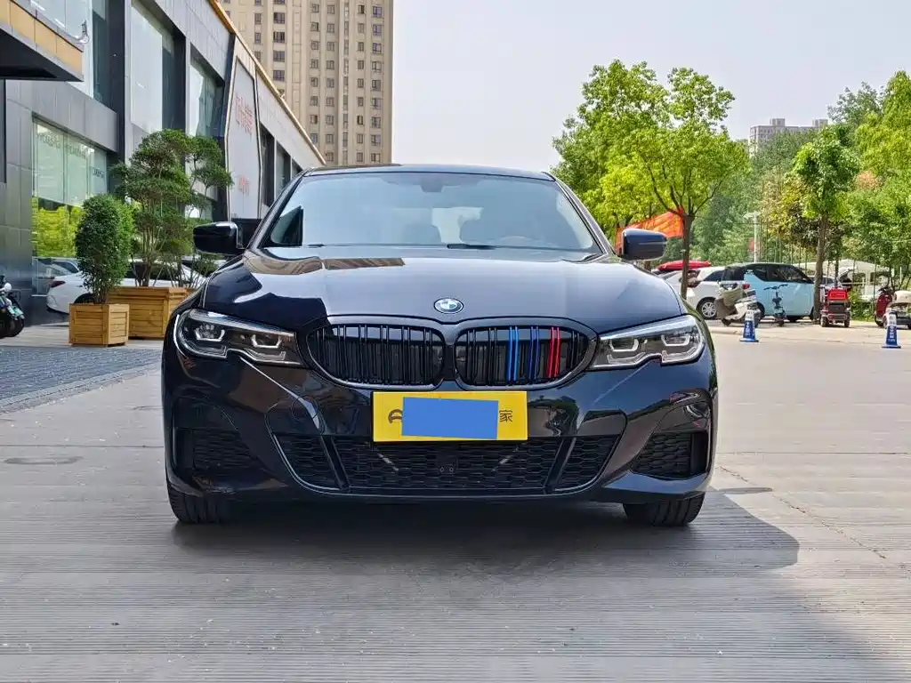 BMW 3 Series 2021