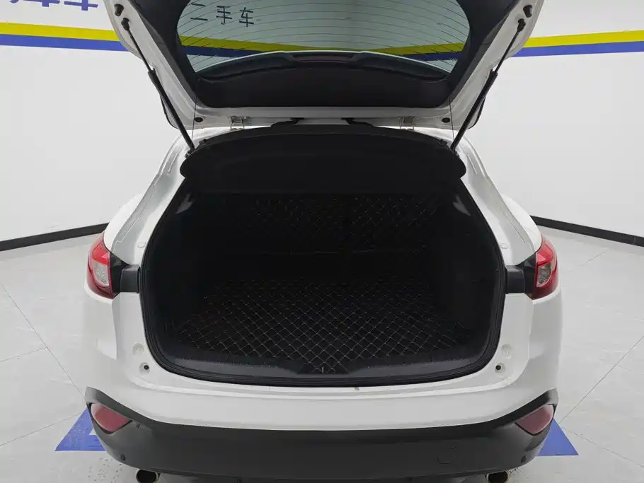 Mazda CX-4 2016