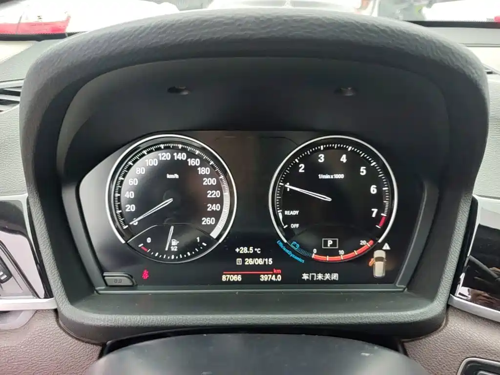 BMW X1 2021 — фото 12