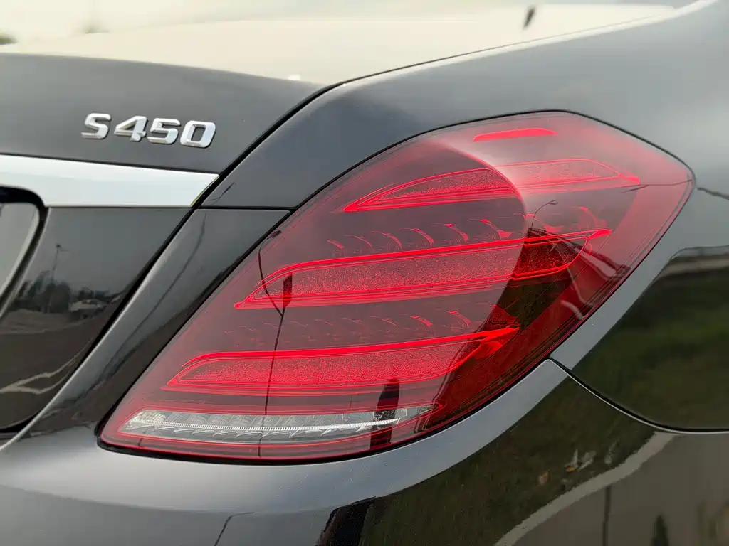 Mercedes-Benz S-Class 2018 — фото 15