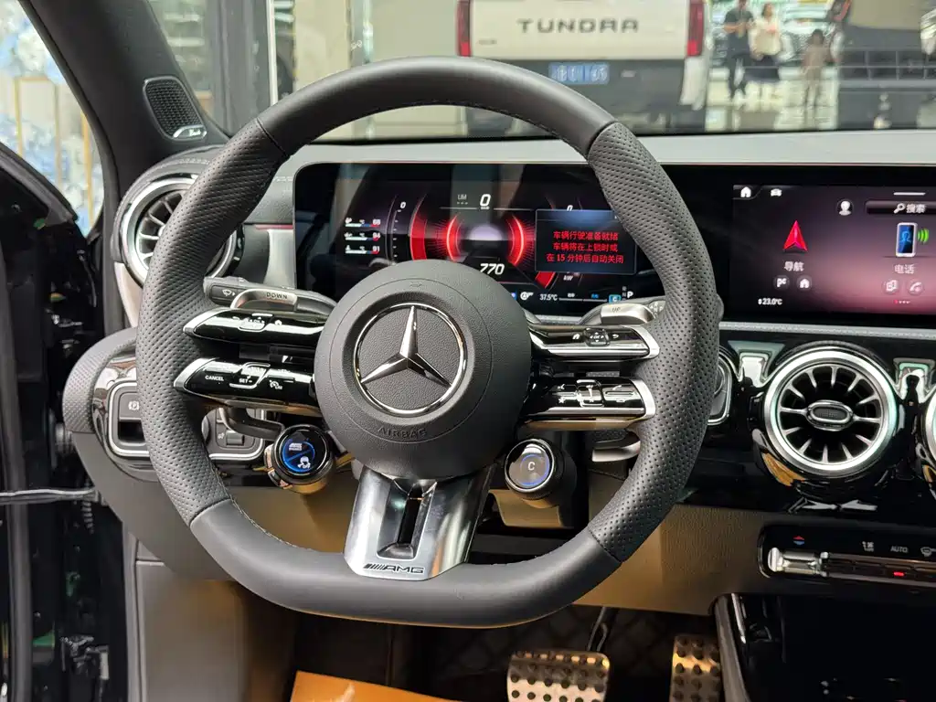 Mercedes-Benz A-Class AMG 2026 — фото 9