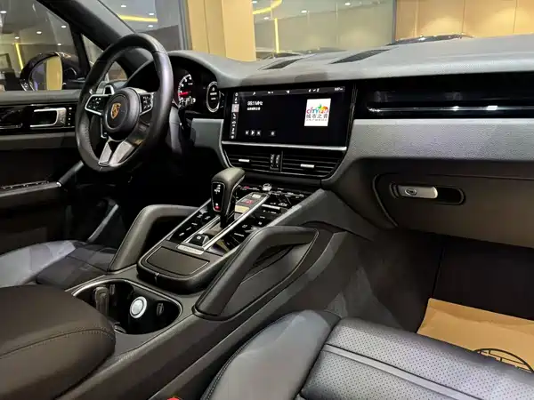 Porsche Cayenne 2018