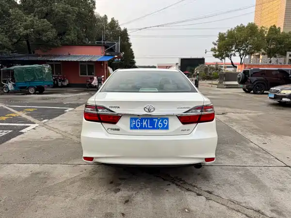 Toyota Camry 2016
