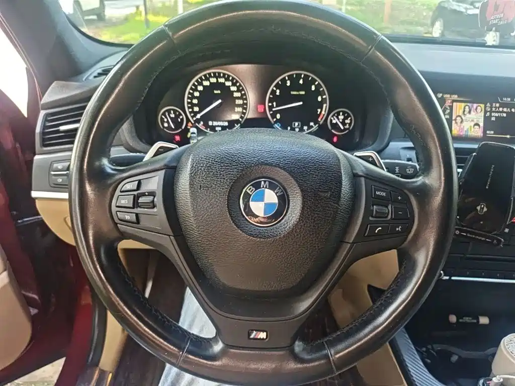 BMW X3 2015 — фото 11