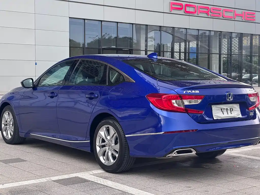 Honda Accord 2019 — фото 6
