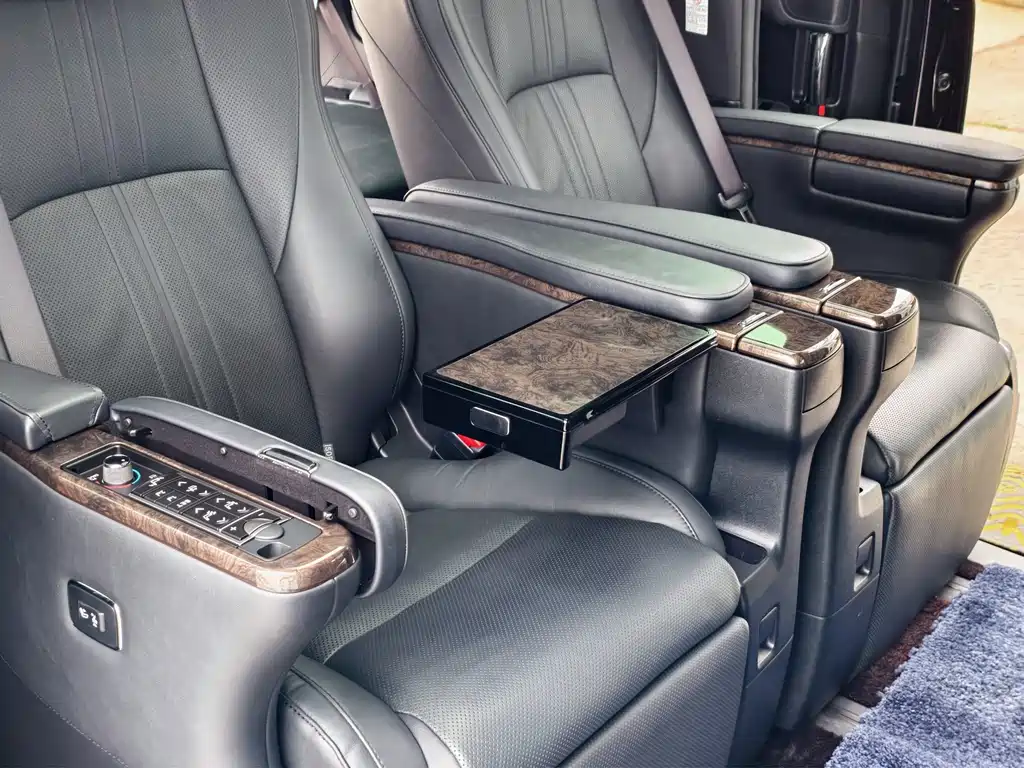Toyota Vellfire 2021 — фото 26