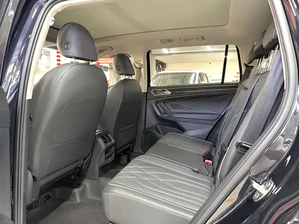 Volkswagen Tiguan L 2022