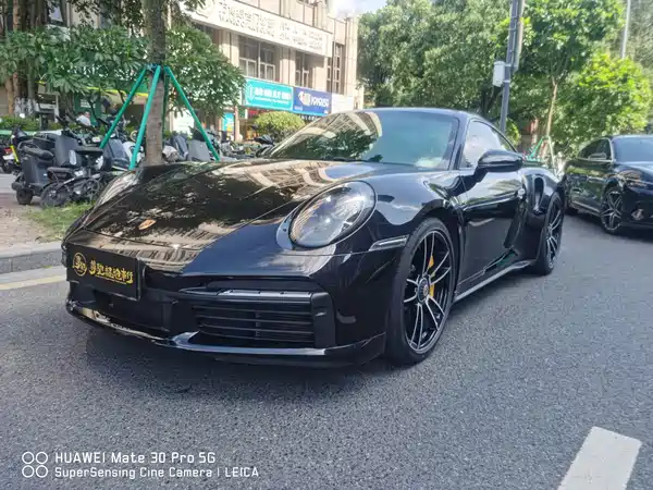 Porsche 911 2021