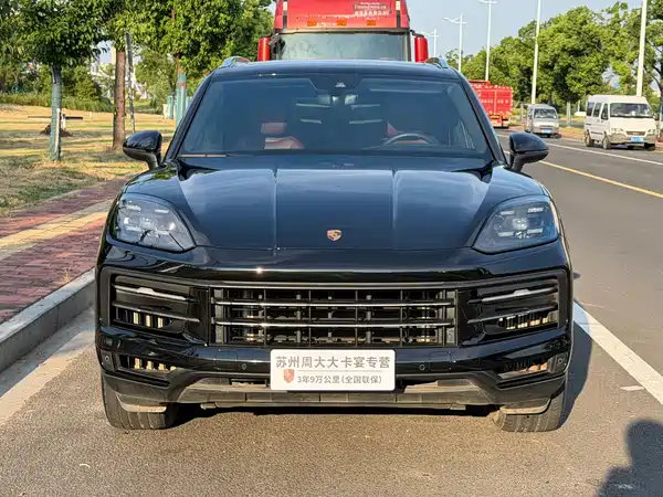 Porsche Cayenne 2024