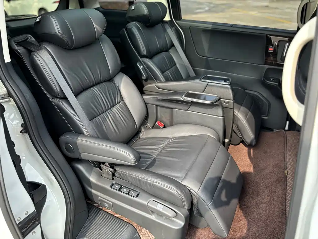 Honda Odyssey 2019 — фото 24