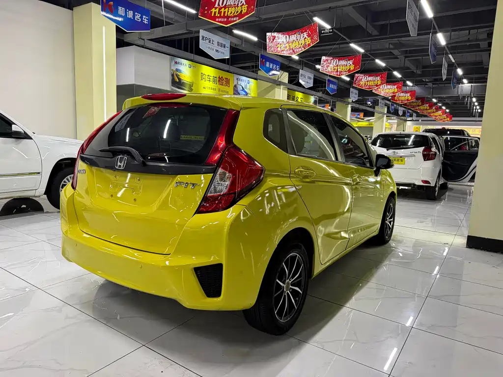 Honda Fit 2015