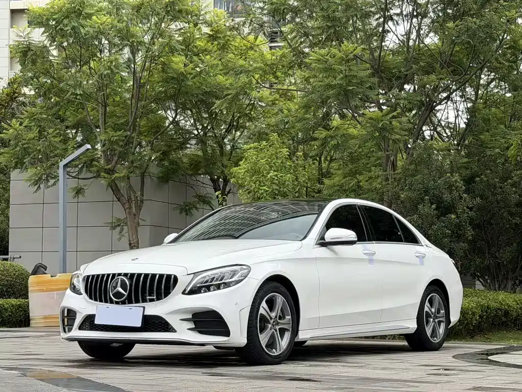 Mercedes-Benz C-Class 2020