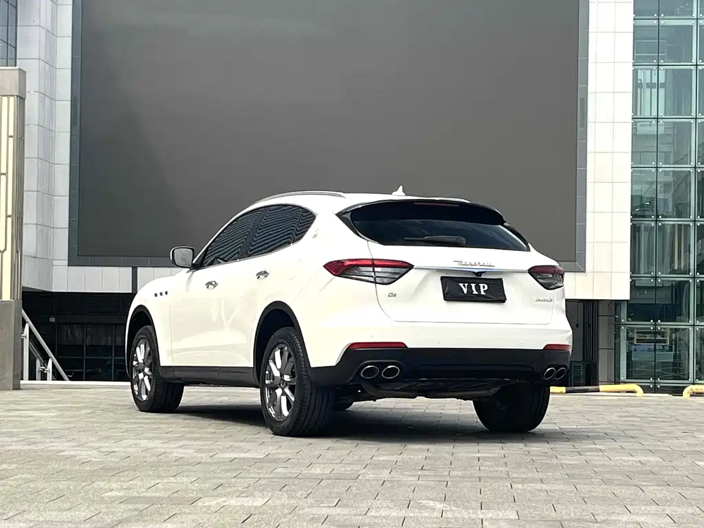 Maserati Levante 2020 — фото 14