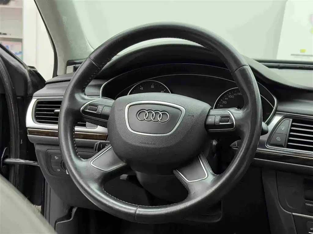 Audi A6L 2013 — фото 13