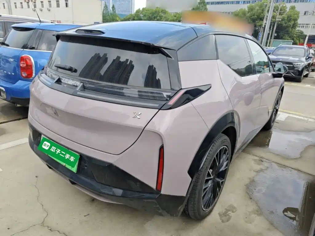 Zeekr X 2024