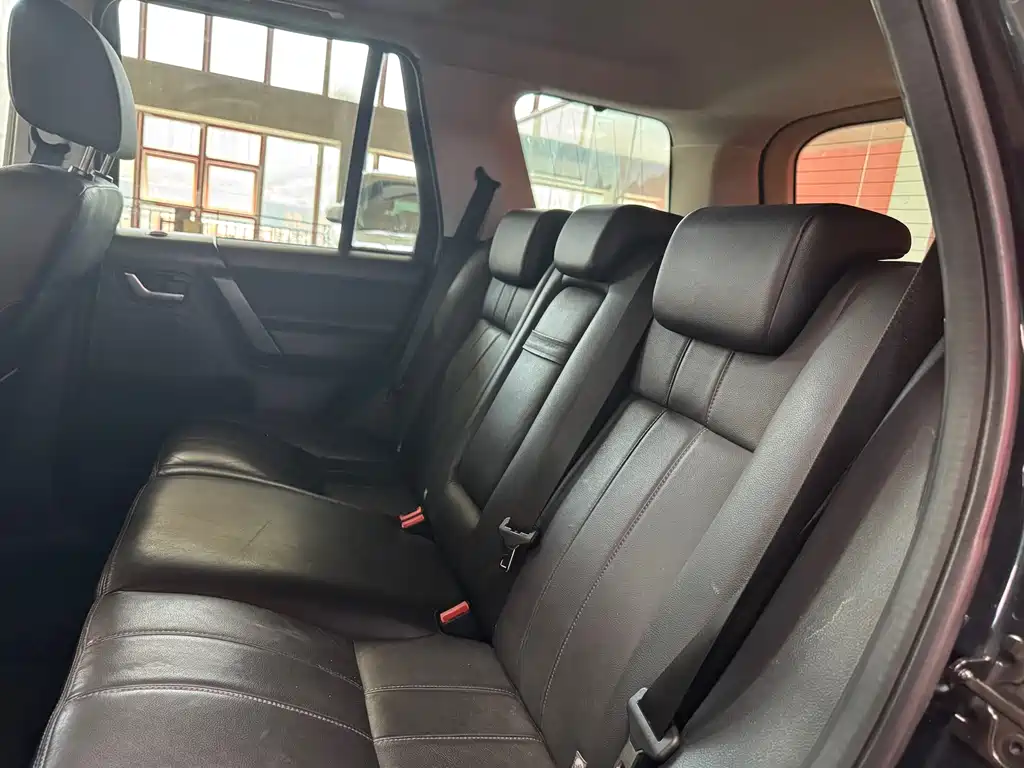 Land Rover Freelander 2 2013 — фото 12