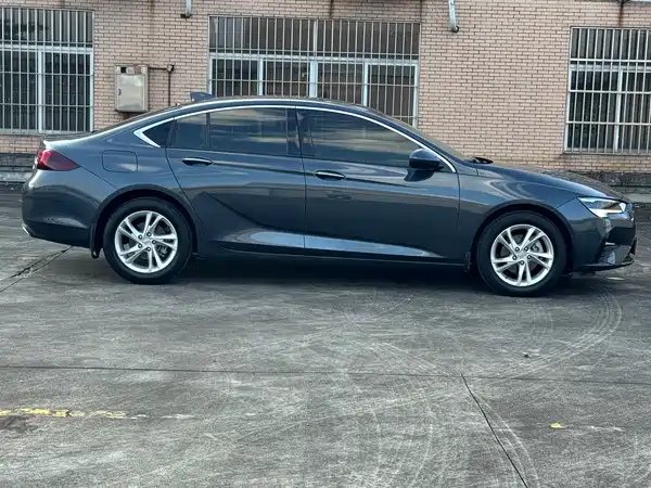Buick Regal 2021