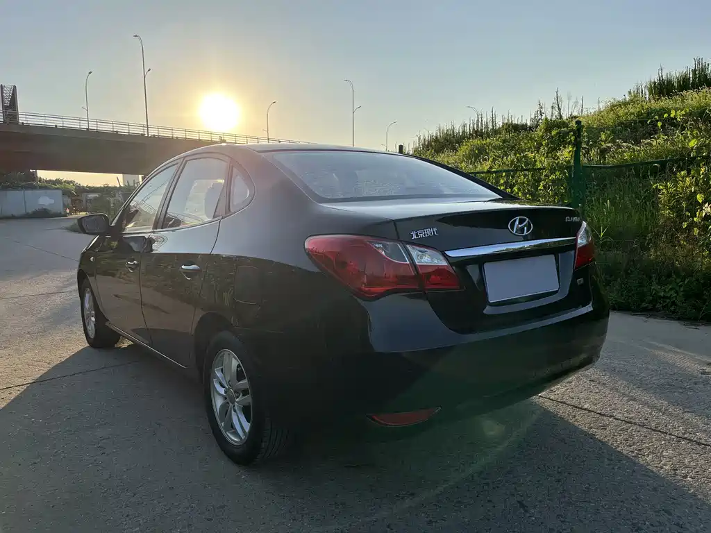 Hyundai Elantra 2014
