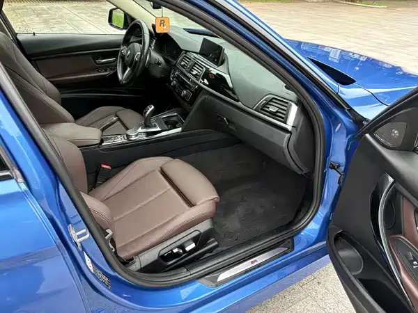 BMW 3 Series 2018