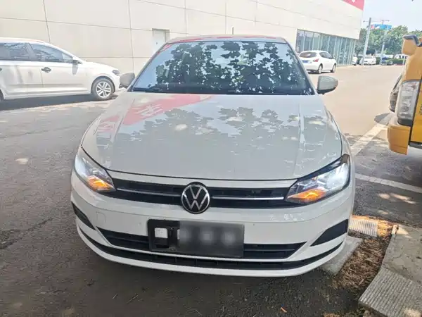 Volkswagen Polo 2021