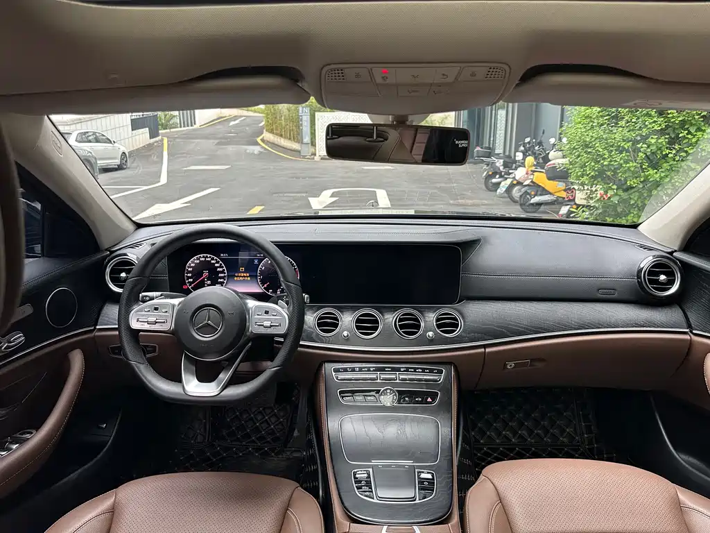 Mercedes-Benz E-Class 2019 — фото 5