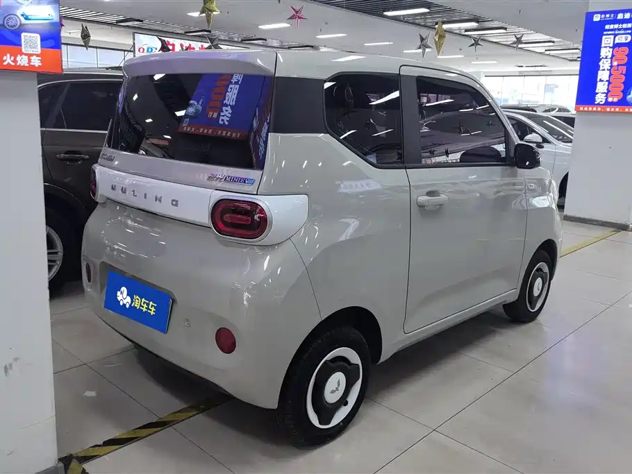 Wuling MINIEV 2025