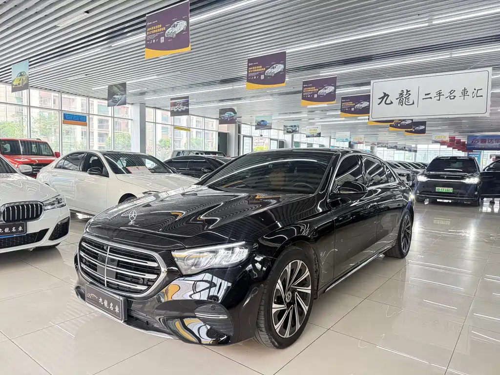 Mercedes-Benz E-Class 2024