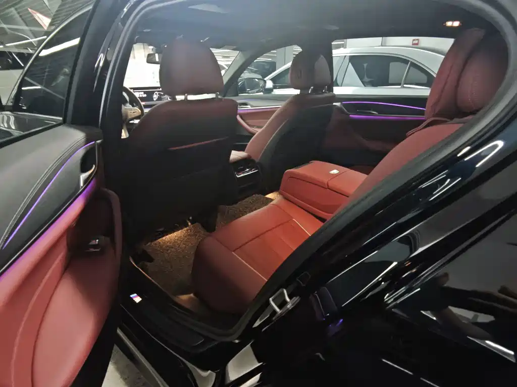 BMW 5 Series 2022