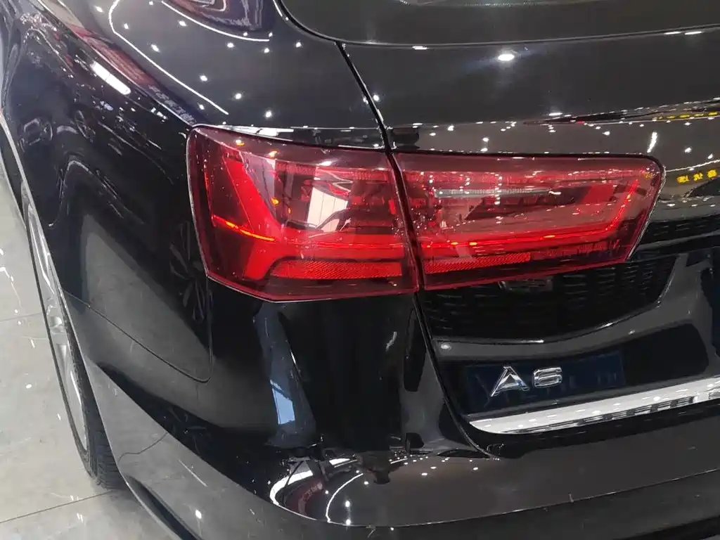 Audi A6 2018 — фото 11