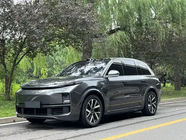 Li Auto L8 2023