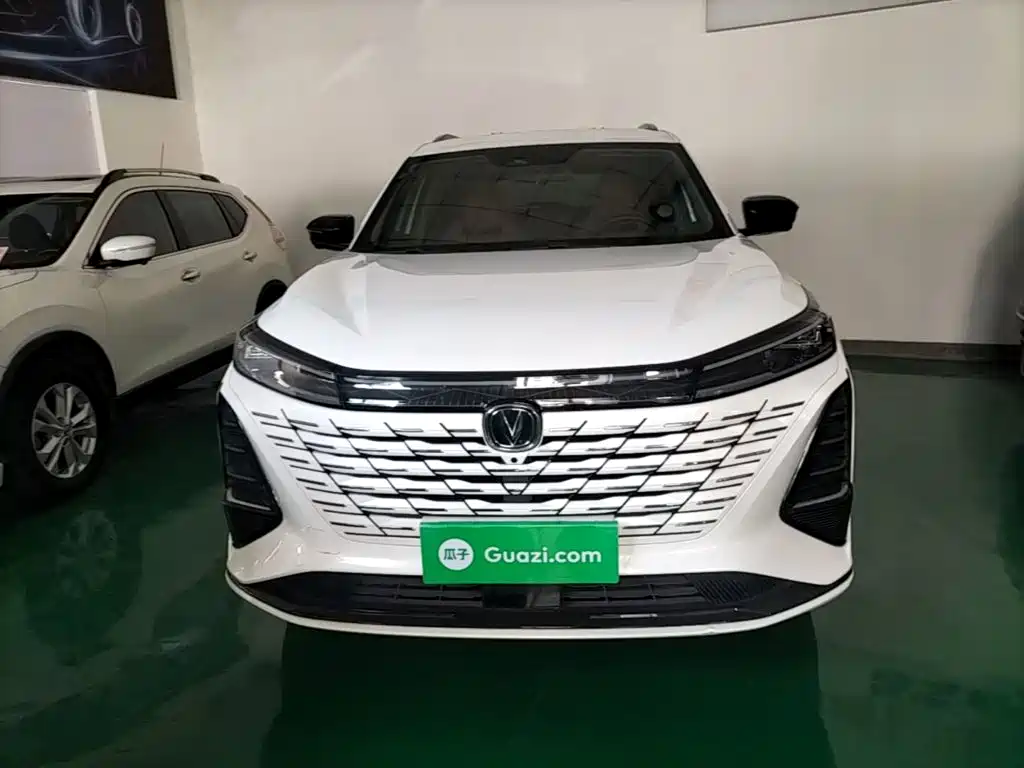 Changan CS75PLUS 2025 — фото 3