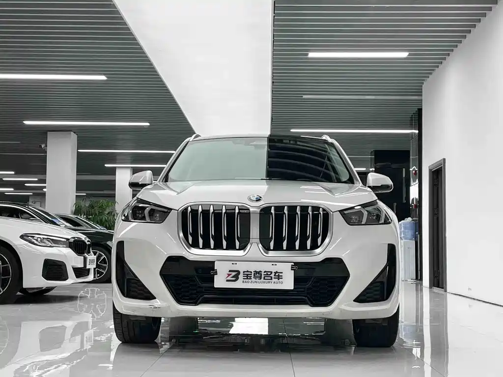 BMW X1 2024 — фото 2