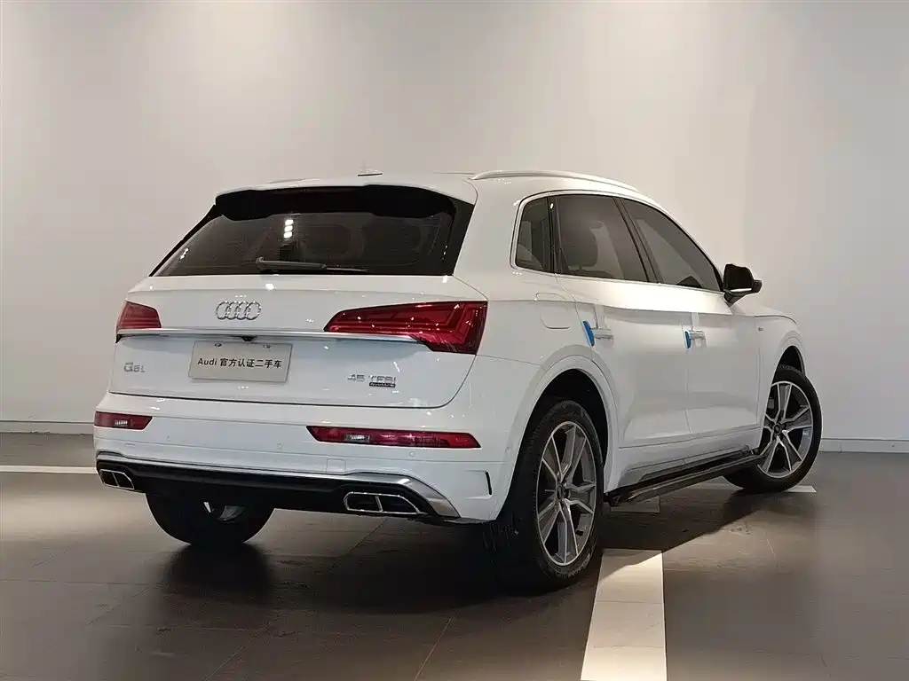 Audi Q5L 2021 — фото 4