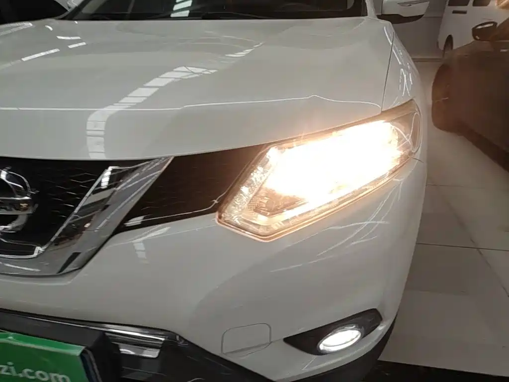 Nissan X-Trail 2015 — фото 24