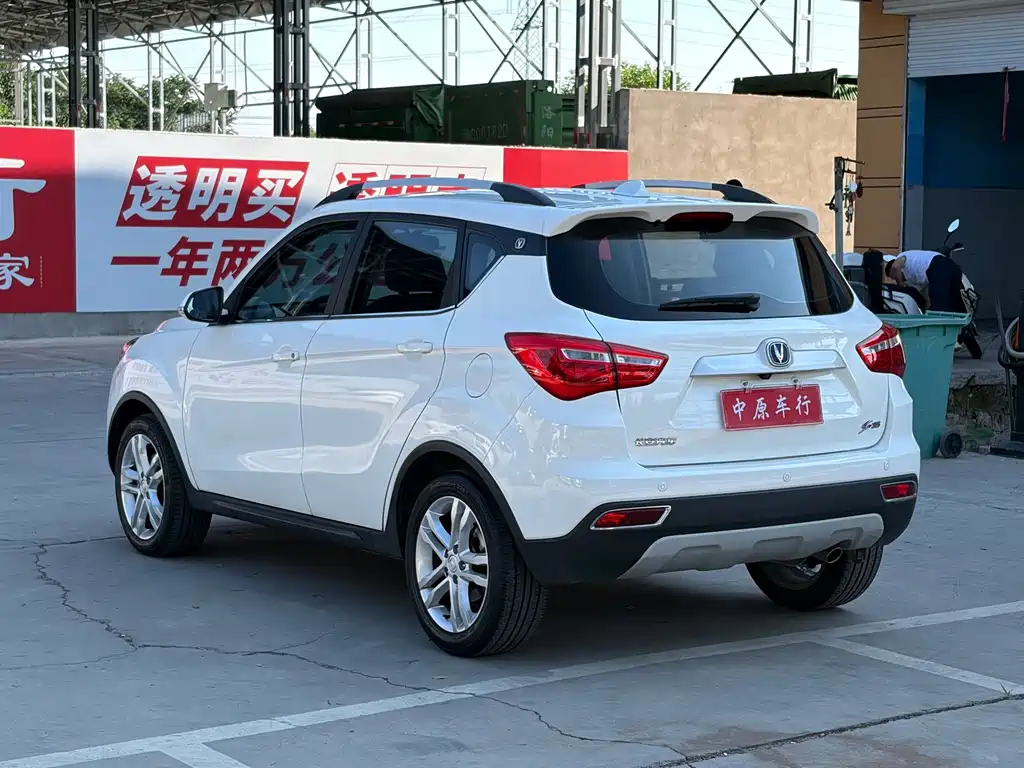 Changan CS35 2018 — фото 18