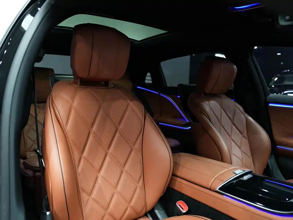 Mercedes-Benz Maybach S-Class 2023 — фото 13