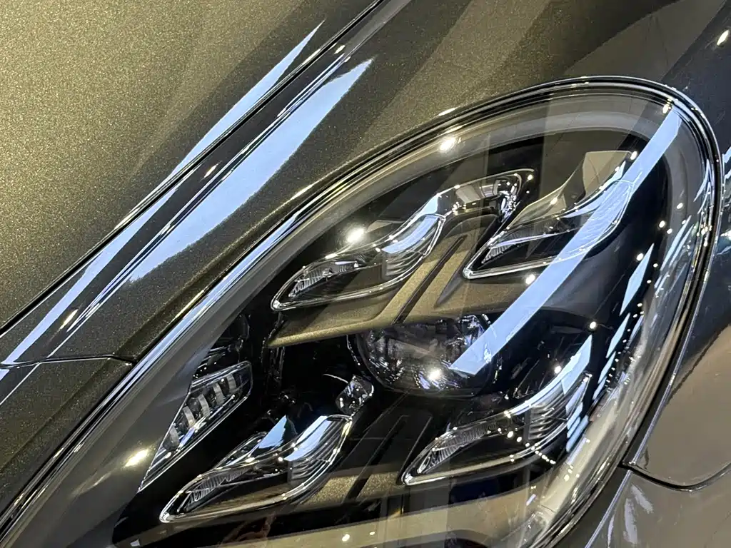 Porsche Panamera 2021 — фото 9