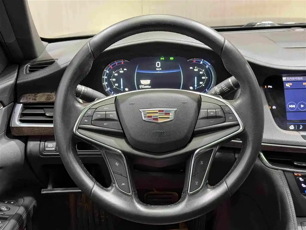 Cadillac CT6 2019 — фото 12